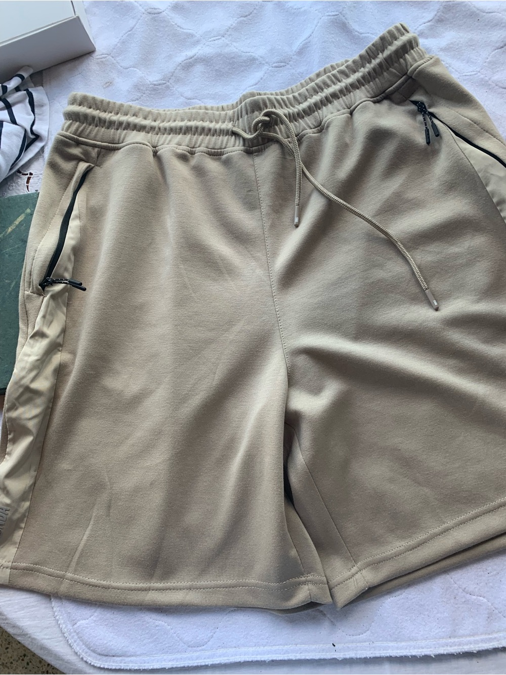 Men's Beige Drawstring Athletic Shorts NBA size large
